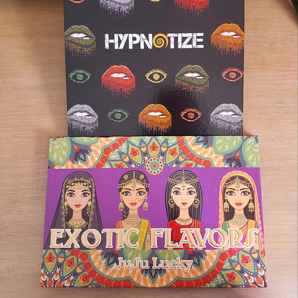 Hypnotize Glitter palette. Pinkyrose cosmetics. JuJu Lucky 3D glitter palette